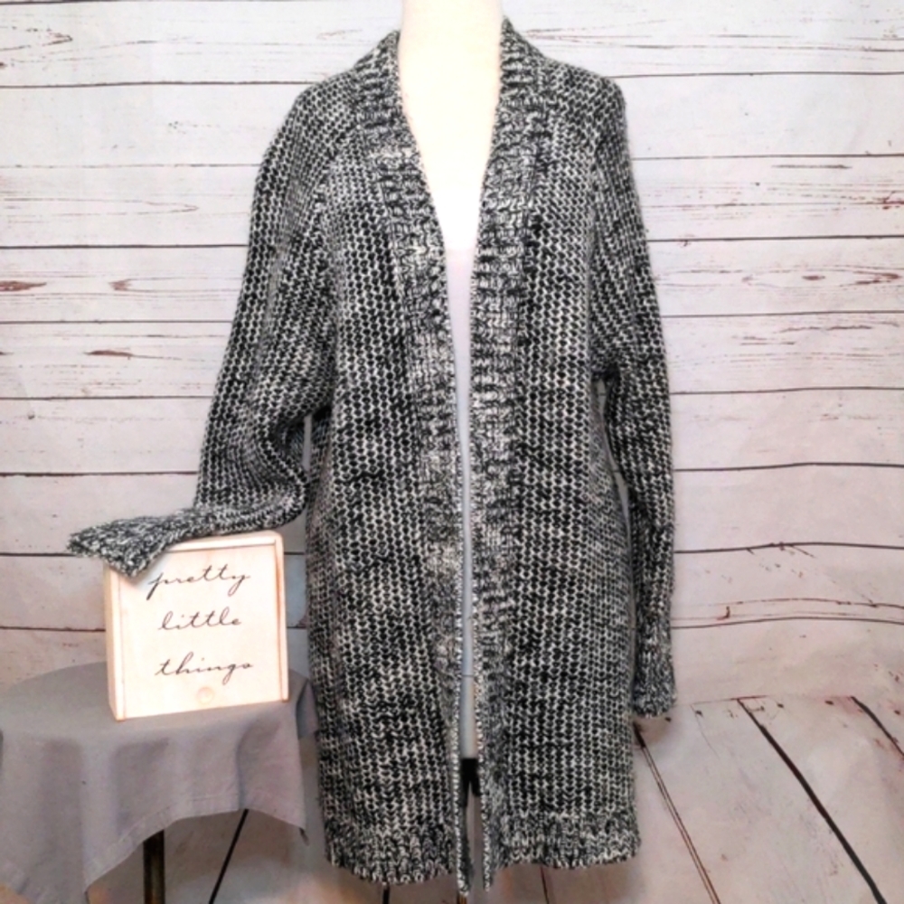 Women's Black and White Express Wool‎ Alpaca Open Long Cardigan Medium Large